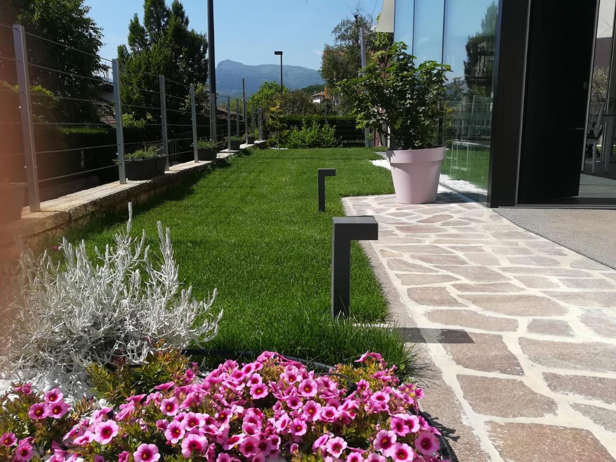 Anna Bed & Breakfast Isera